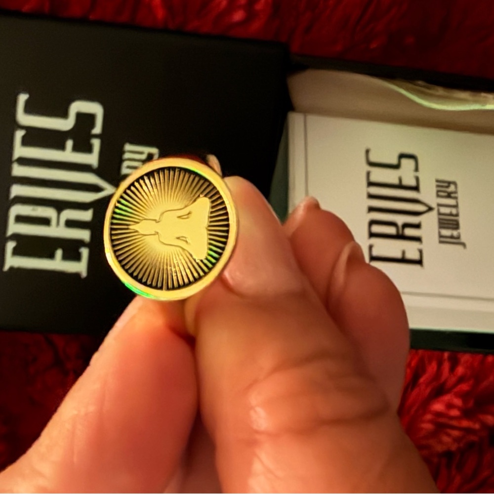 Signet ring